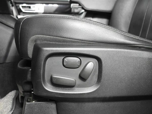 Внедорожник Land Rover Discovery 2014 года, 2843200 рублей, Казань