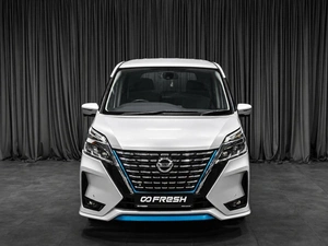 Минивэн Nissan Serena 2018 года, 2070000 рублей, Тюмень