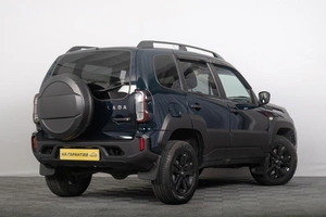 Внедорожник ВАЗ (LADA) Niva Travel 2022 года, 1449000 рублей, Томск