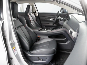 Внедорожник Changan UNI-T 2024 года, 2589000 рублей, Красный Пахарь