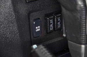 Внедорожник Mitsubishi Pajero 2011 года, 2097000 рублей, Красноярск