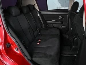 Хетчбэк Nissan Tiida 2011 года, 979000 рублей, Аксай