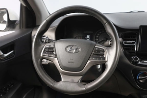 Седан Hyundai Solaris 2021 года, 1699000 рублей, Новосибирск