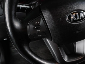 Седан Kia Rio 2014 года, 1174000 рублей, Воронеж