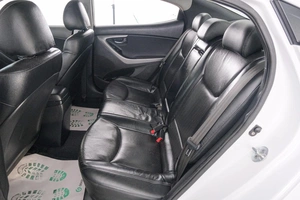 Седан Hyundai Avante 2011 года, 1199000 рублей, Красноярск