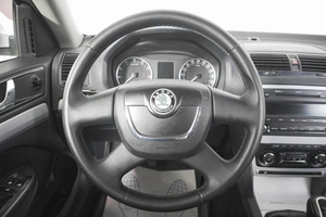 Лифтбек Skoda Octavia 2011 года, 649000 рублей, Кемерово