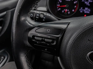 Хетчбэк Kia Rio X-Line 2018 года, 1399000 рублей, Краснодар