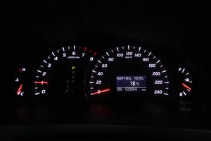 Седан Toyota Camry 2011 года, 1850000 рублей, Курск