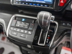 Минивэн Honda Stepwgn 2017 года, 2100000 рублей, Красноярск