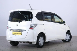 Минивэн Honda Freed 2011 года, 1239000 рублей, Омск