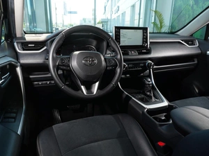 Внедорожник Toyota RAV4 2021 года, 3249000 рублей, Тверь