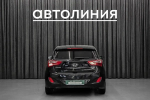 Хетчбэк Hyundai i30 2012 года, 879000 рублей, Красноярск