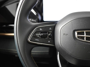 Внедорожник Geely Monjaro 2023 года, 3155900 рублей, Казань