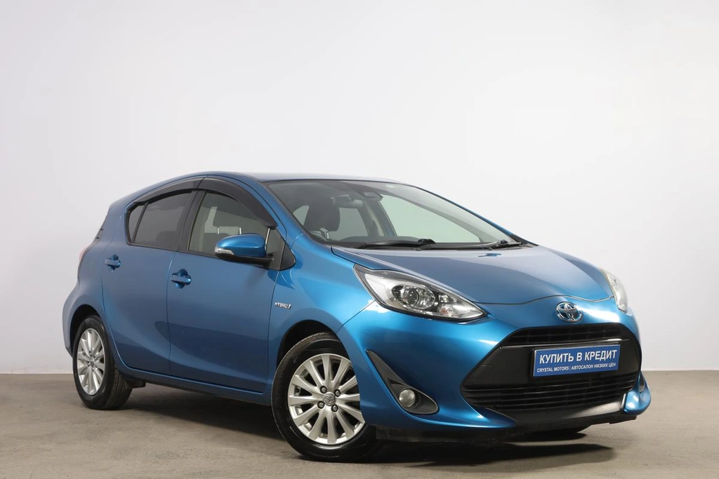 Хетчбэк Toyota Aqua 2018 года, 1449000 рублей, Новосибирск