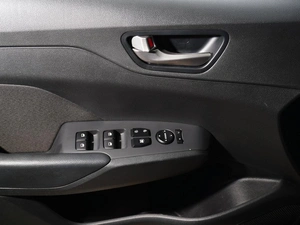 Седан Hyundai Solaris 2019 года, 1430111 рублей, Тверь
