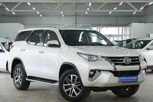 Внедорожник Toyota Fortuner 2019 года, 4219000 рублей, Омск