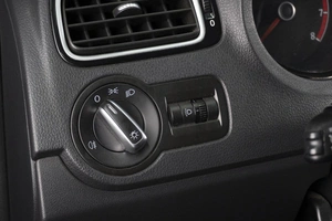 Седан Volkswagen Polo 2018 года, 1310000 рублей, Омск