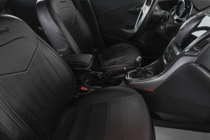 Хетчбэк Opel Astra 2011 года, 819000 рублей, Кемерово