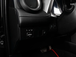 Внедорожник Toyota RAV4 2015 года, 1929000 рублей, Тюмень