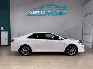 Седан Toyota Camry 2015 года, 1799000 рублей, Красноярск