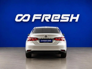 Седан Toyota Camry 2018 года, 2277088 рублей, Москва
