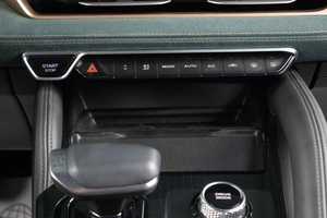 Внедорожник Geely Monjaro 2023 года, 3689000 рублей, Оренбург