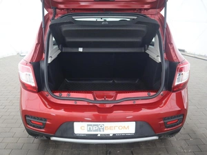 Хэтчбек Renault Sandero 2019 года, 1560000 рублей, Орёл
