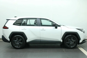 Внедорожник Toyota RAV4 2025 года, 4250000 рублей, Красноярск