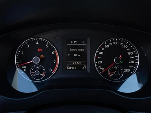 Седан Volkswagen Jetta 2013 года, 1149000 рублей, Саратов