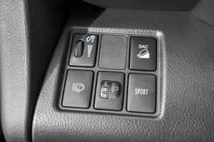 Внедорожник Toyota RAV4 2012 года, 1549000 рублей, Барнаул