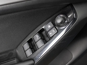 Седан Mazda 3 2018 года, 1495000 рублей, Омск