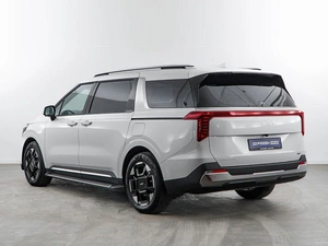 Минивэн Kia Carnival 2025 года, 6098999 рублей, Москва
