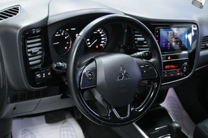 Внедорожник Mitsubishi Outlander 2018 года, 2098000 рублей, Солонцы