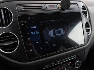 Внедорожник Volkswagen Tiguan 2013 года, 1020000 рублей, Краснодар