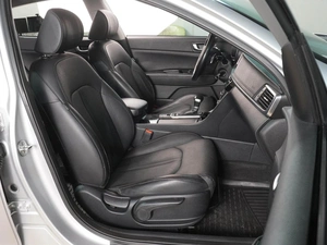 Седан Kia Optima 2018 года, 2129000 рублей, Воронеж