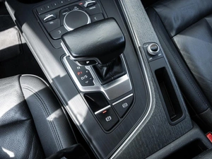 Седан Audi A4 2017 года, 1960000 рублей, Ставрополь