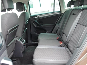 Внедорожник Volkswagen Tiguan 2018 года, 2379000 рублей, Владимир