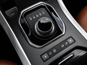 Внедорожник Land Rover Range Rover Evoque 2013 года, 1860000 рублей, Краснодар
