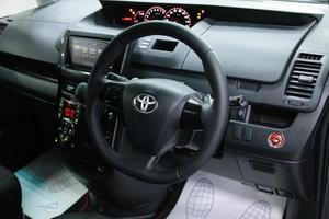 Минивэн Toyota Noah 2011 года, 1498000 рублей, Солонцы