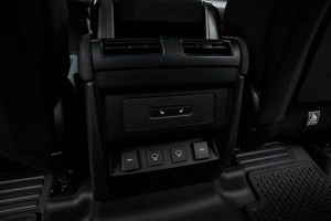 Внедорожник Land Rover Defender 2020 года, 5200000 рублей, Красноярск