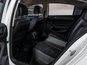 Седан Volkswagen Passat 2017 года, 2219000 рублей, Краснодар