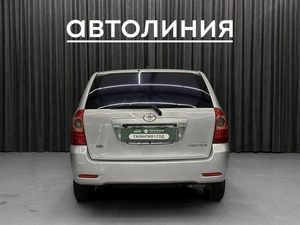 Универсал Toyota Corolla Fielder 2004 года, 599000 рублей, Красноярск