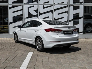 Седан Hyundai Elantra 2017 года, 1490000 рублей, Ставрополь
