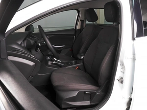 Хетчбэк Ford Focus 2013 года, 919000 рублей, Минеральные Воды