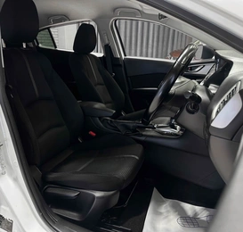Хетчбэк Mazda Axela 2016 года, 1347000 рублей, Красноярск