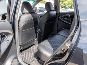 Внедорожник Toyota RAV4 2010 года, 1299000 рублей, Краснодар