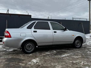 Седан ВАЗ (LADA) Priora 2010 года, 320000 рублей, Красноярск