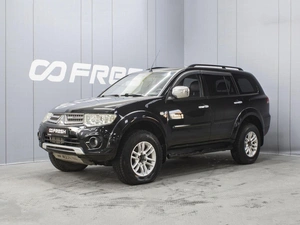 Внедорожник Mitsubishi Pajero Sport 2014 года, 1760000 рублей, Омск