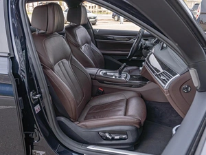 Седан BMW 7 серия 2017 года, 5450000 рублей, Краснодар