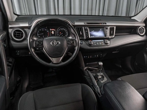 Внедорожник Toyota RAV4 2018 года, 2249070 рублей, Тюмень